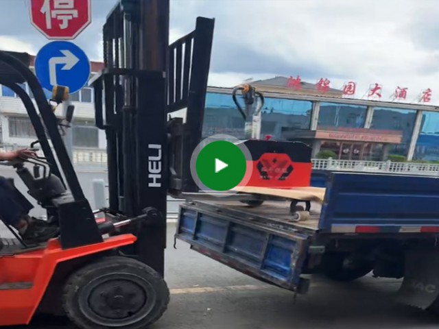 2ton semi-electric forklift truck delivered to customers 